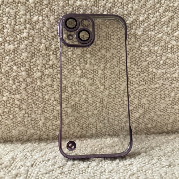 CLOSET SALE Transparent Ultra Thin Frameless Case for iPhone 15 - Picture 3 of 8